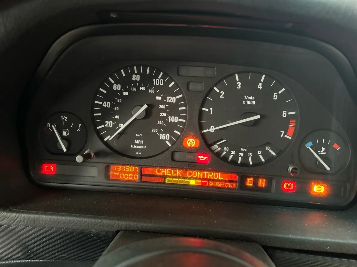 BMW E34 540i V8 Auto - Image 2