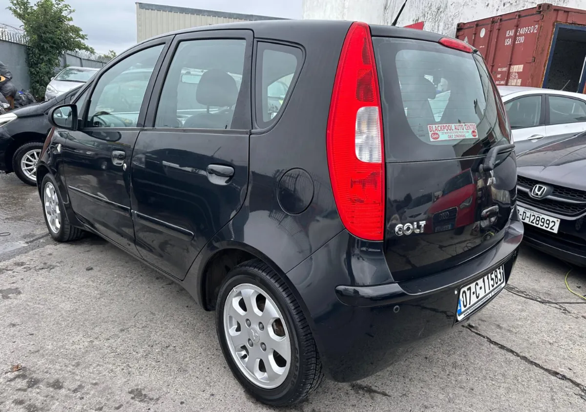 Mitsubishi Colt 2007 Automatc/ warranty. - Image 4