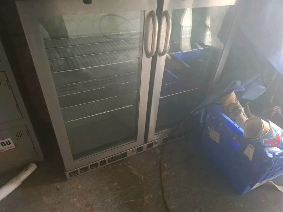 Bar fridge - Image 1
