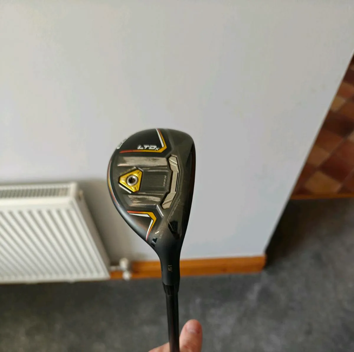 Cobra Ltd 3 Hybrid - Image 2