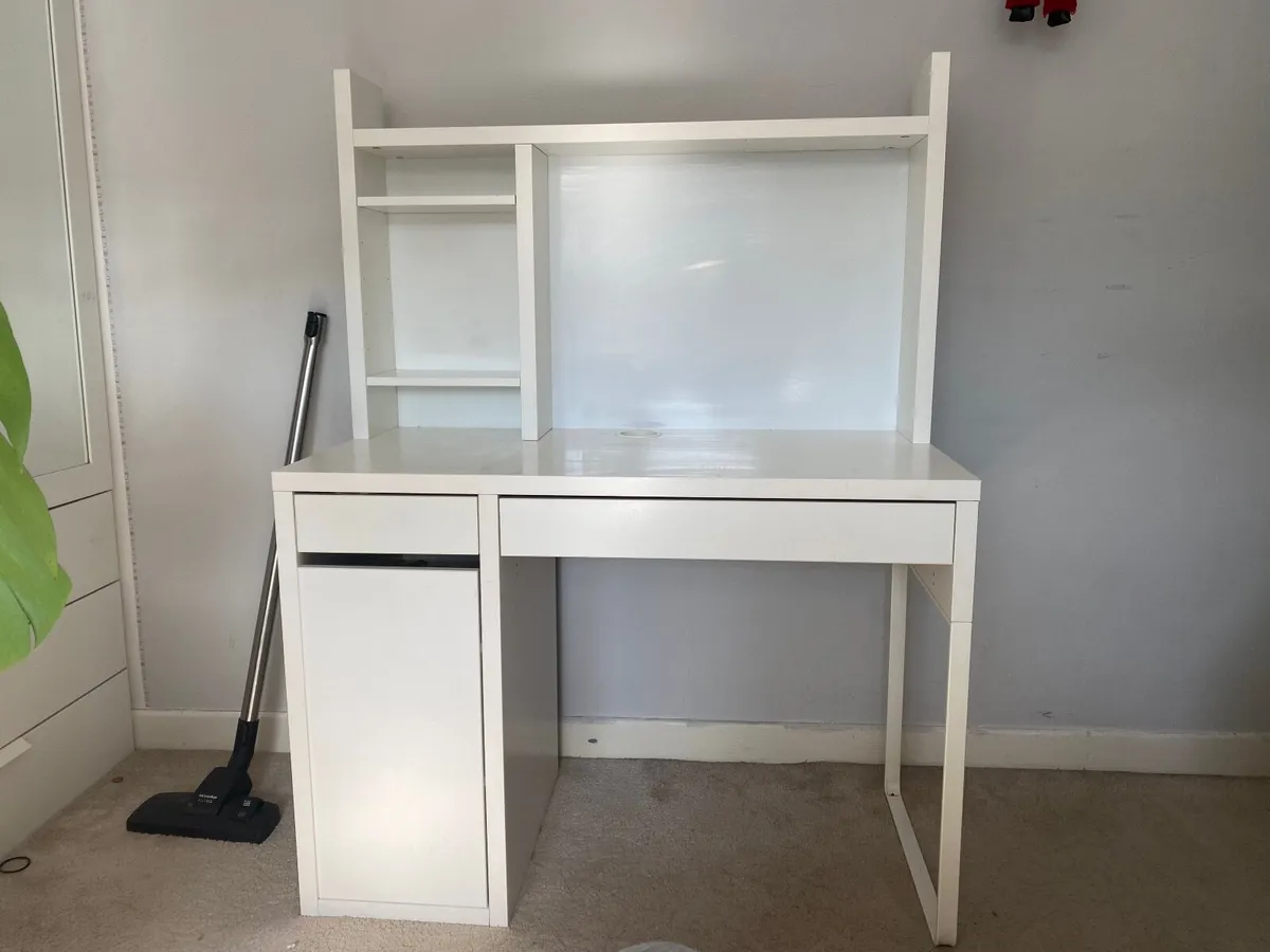 MICKE ikea desk - Image 1