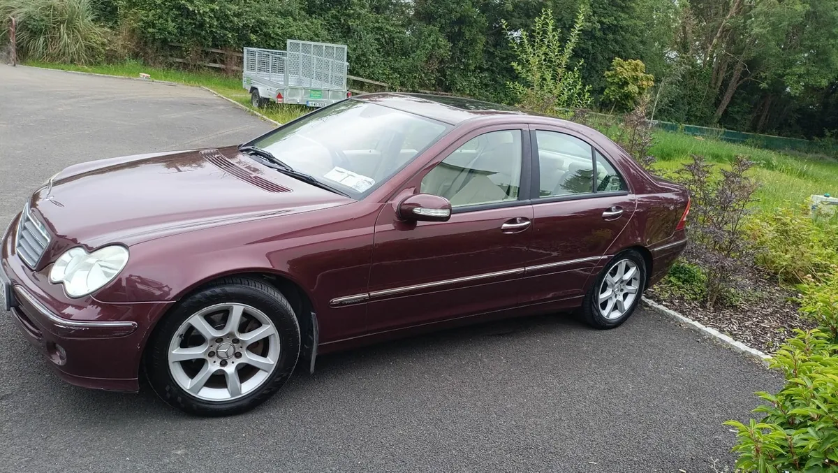 Mercedes-Benz C-Class 2006 - Image 3