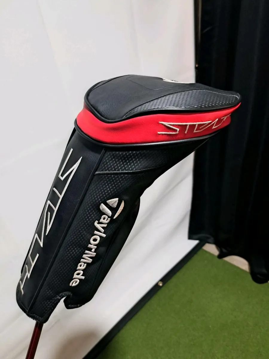 Golf club - Image 2