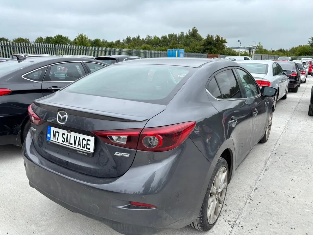 16 Mazda 3 Diesel 2.2 Starting 200km - Image 4
