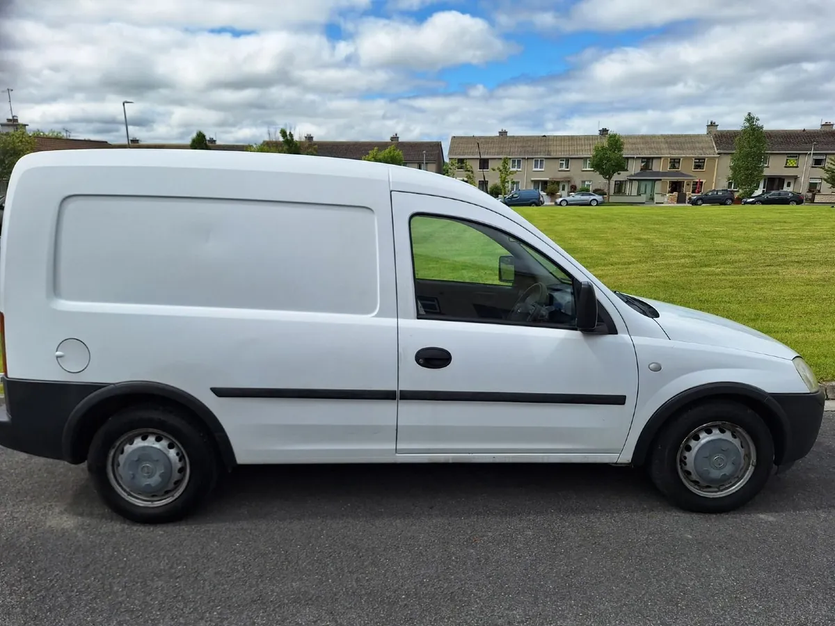 Opel Combo 2007 - Image 2