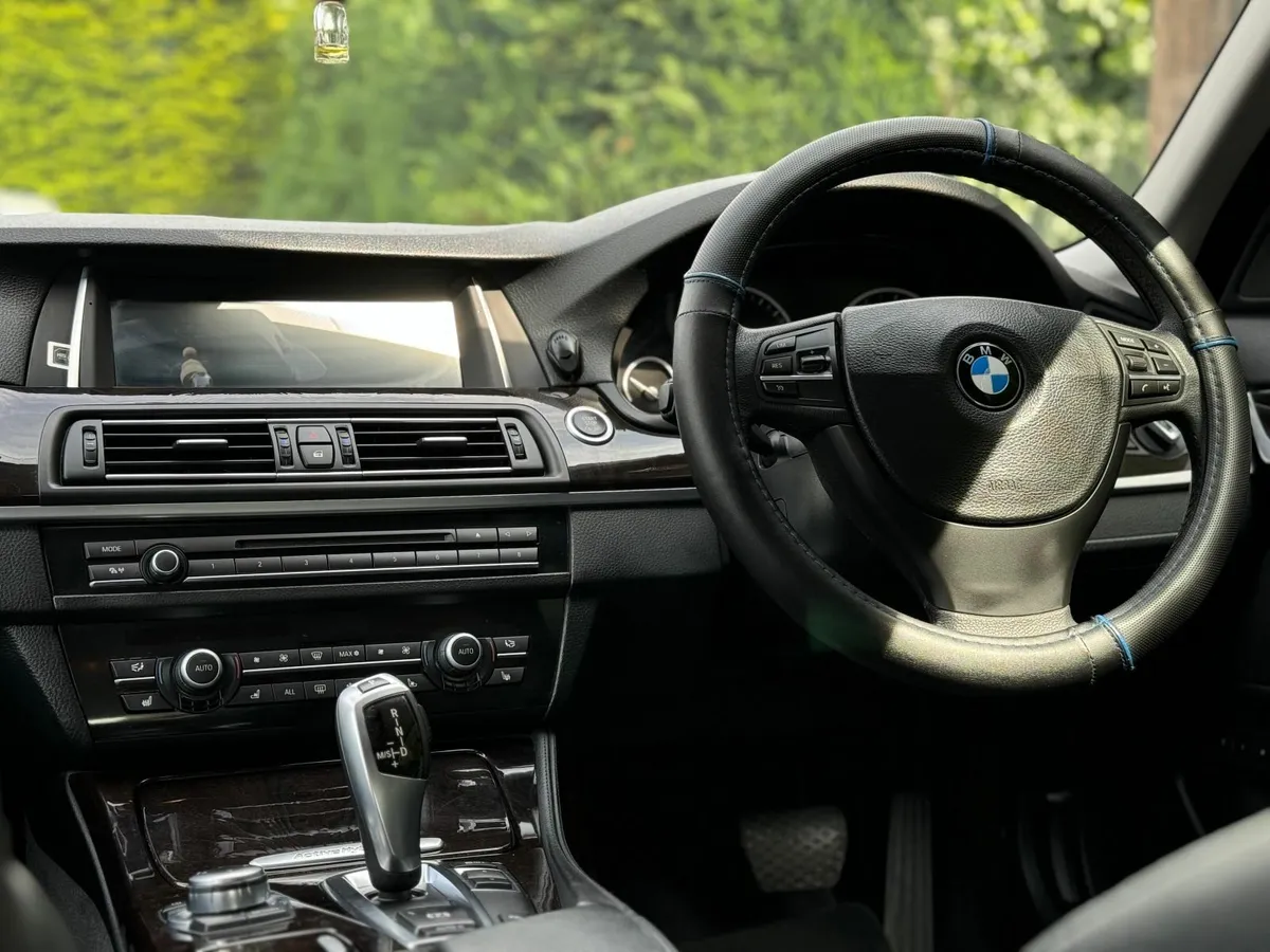 BMW Active 5 Auto - Image 1