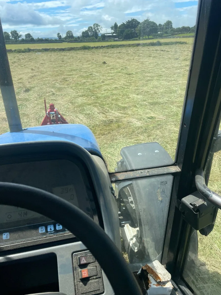 Square bales baling Friday 11th July - Image 3