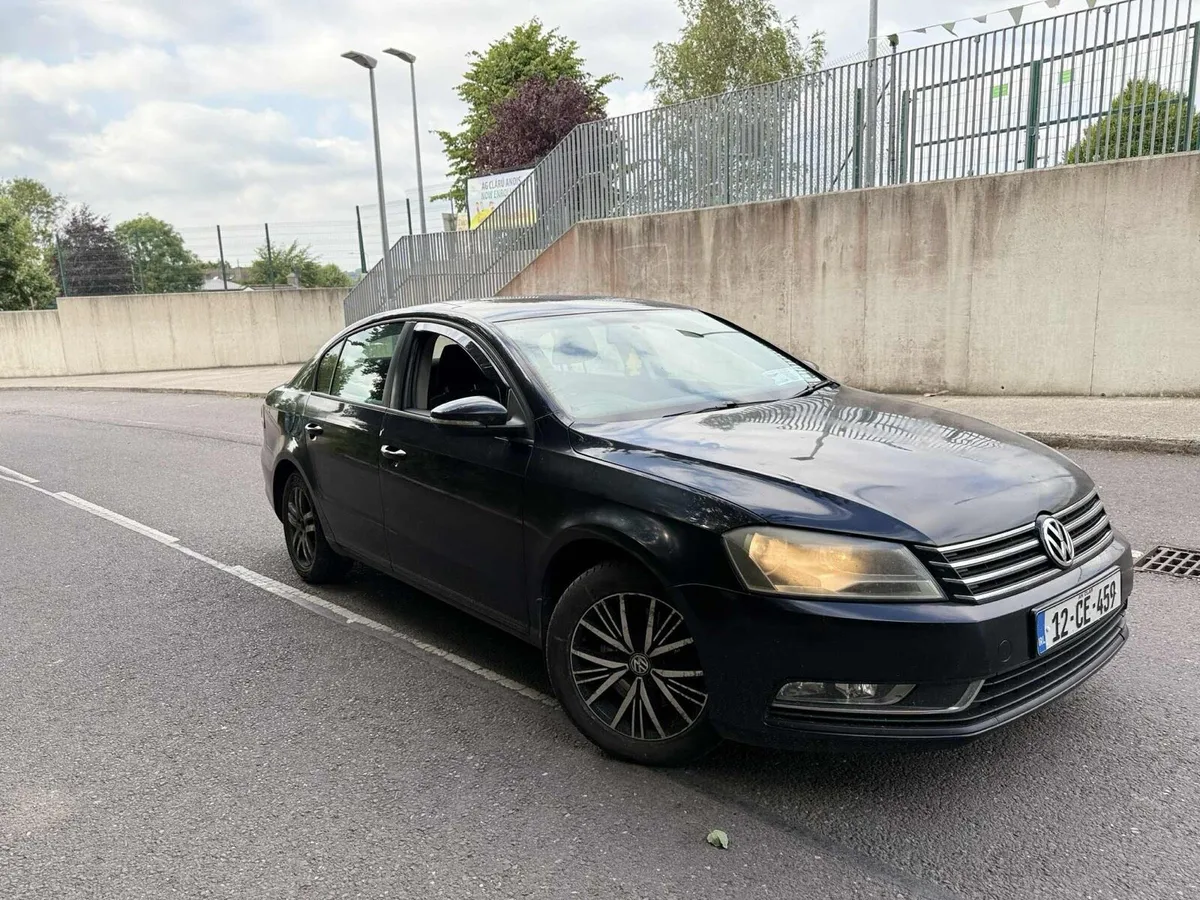 Volkswagen Passat - Image 4