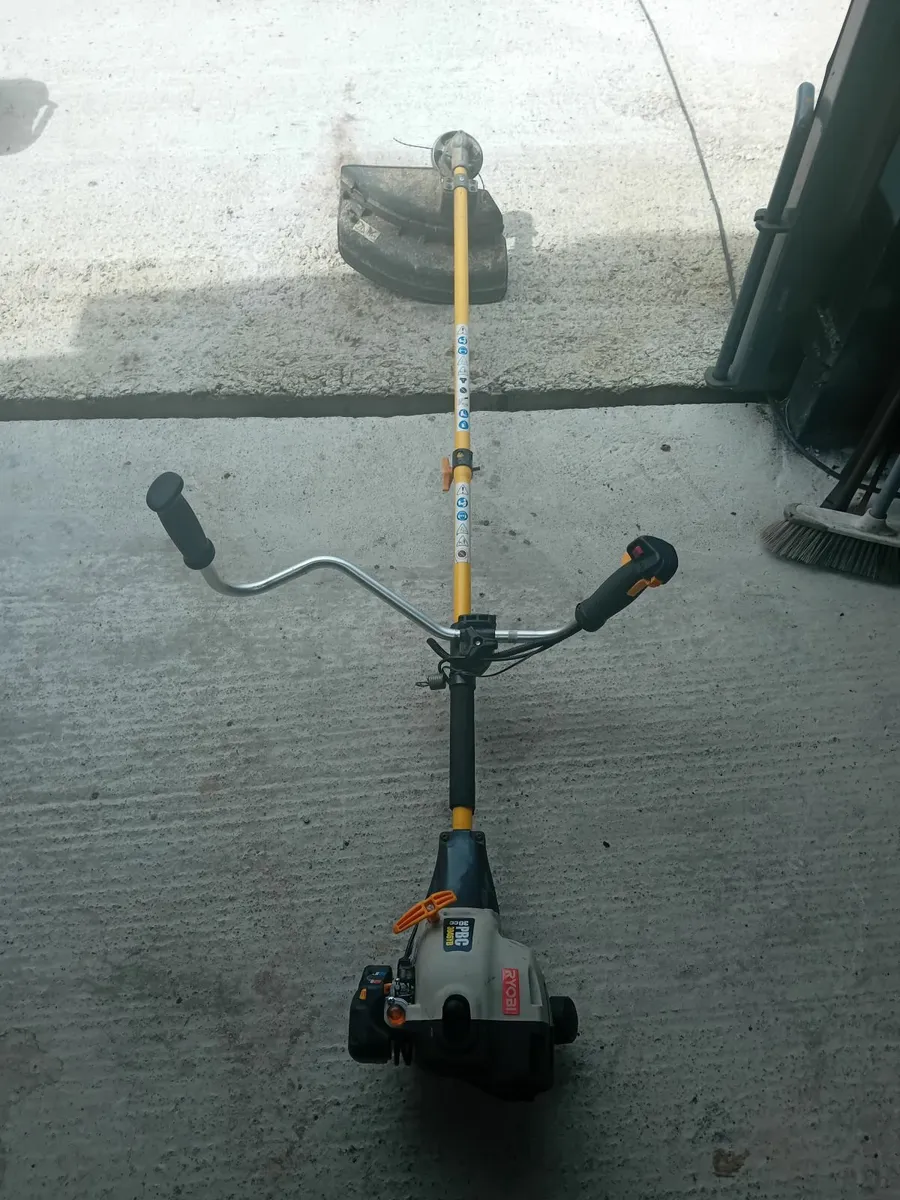Ryobi 30 cc strimmer - Image 3