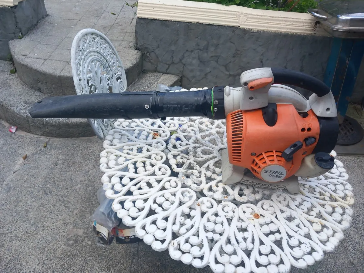 Stihl leave blower - Image 1