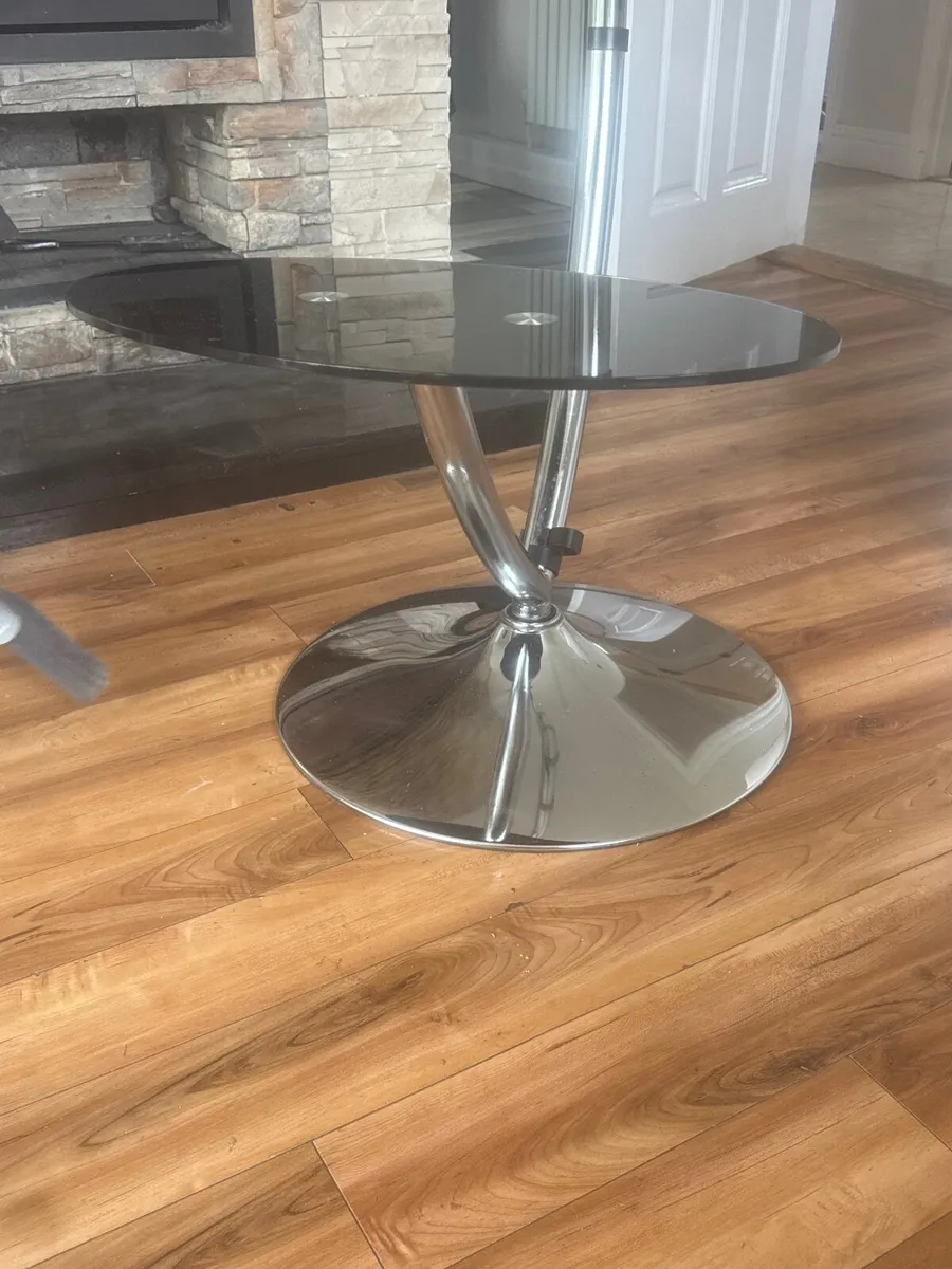 Tv stand (TV swing bracket included) - Image 3