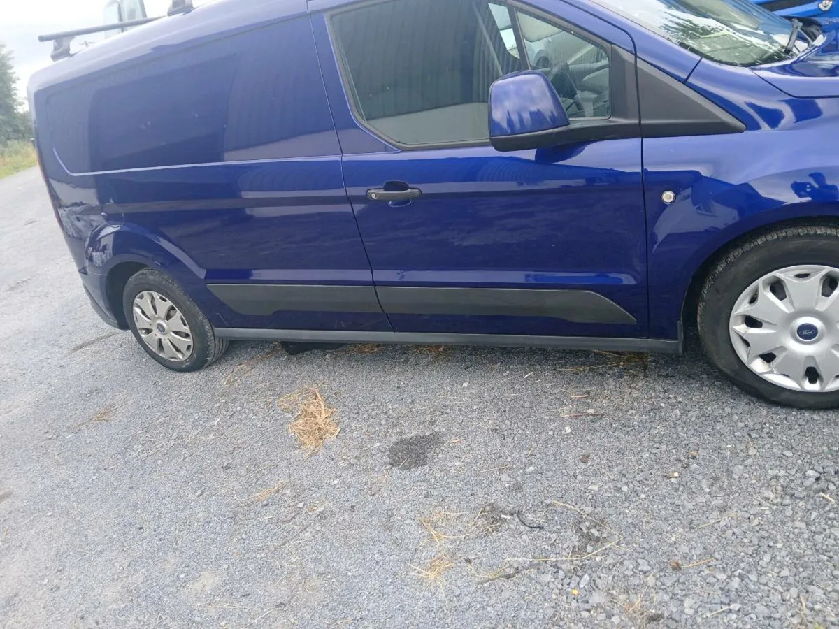 Ford Transit Connect - Image 4