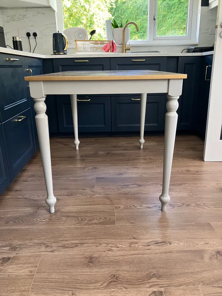 Kitchen Table - Image 3