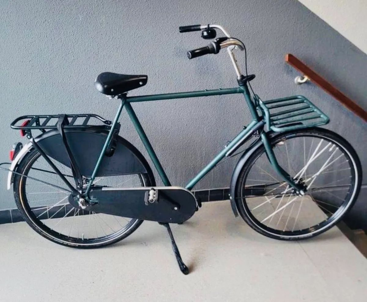 Azor Dutch bike - Image 1