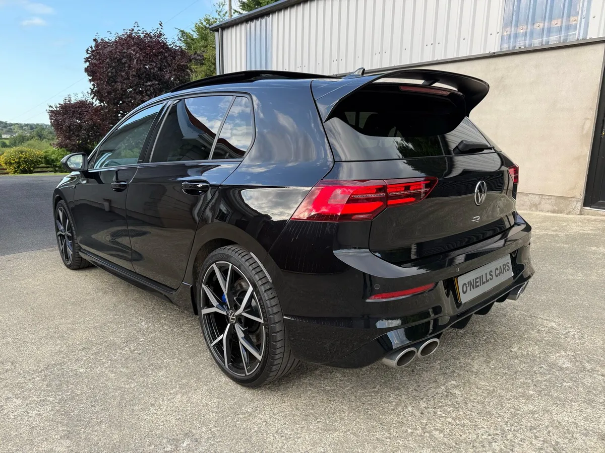 2021 Volkswagen Golf R MK8 DSG TOP SPEC - Image 2