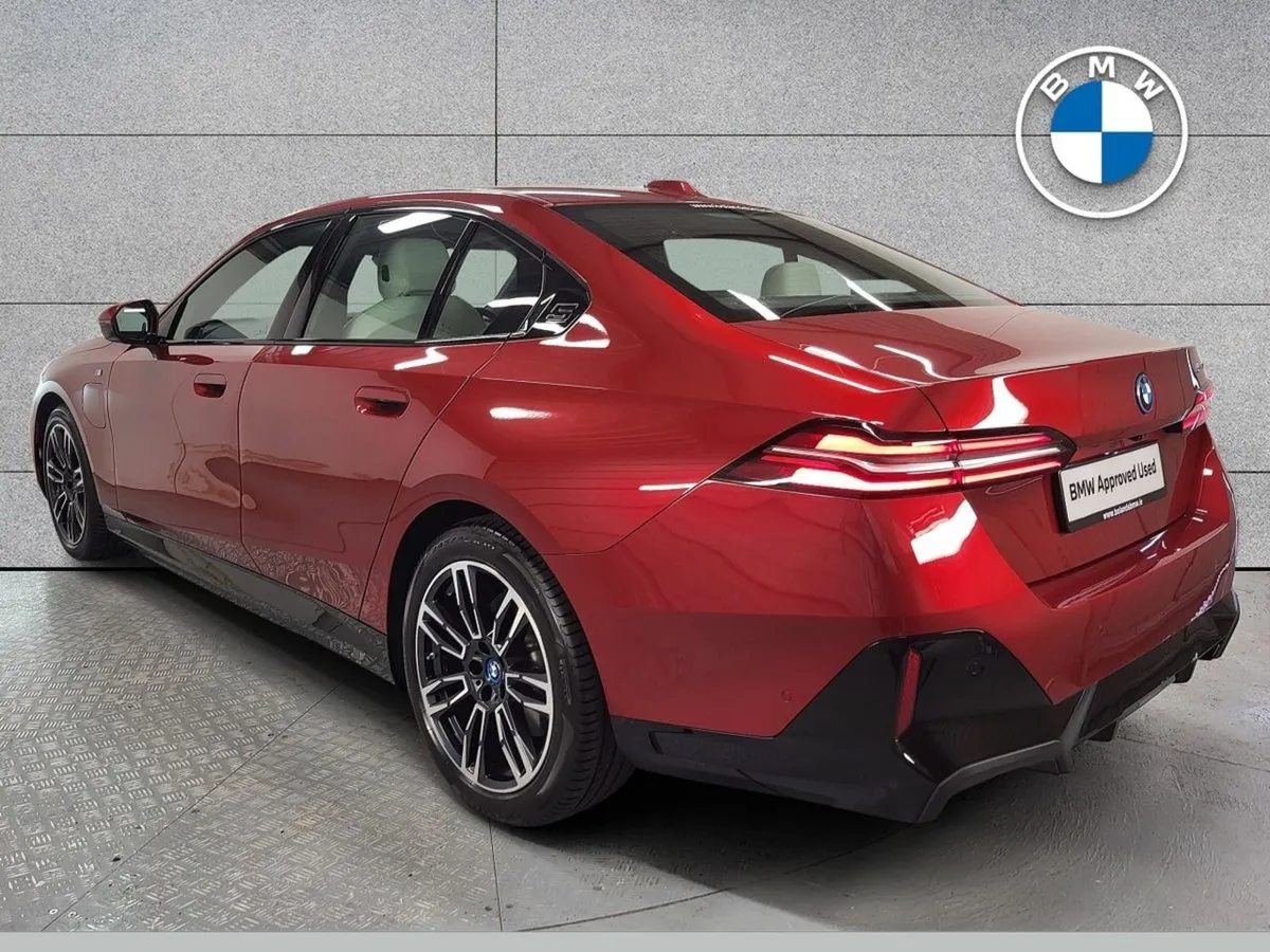 BMW 5 Series 530e M Sport - Image 3