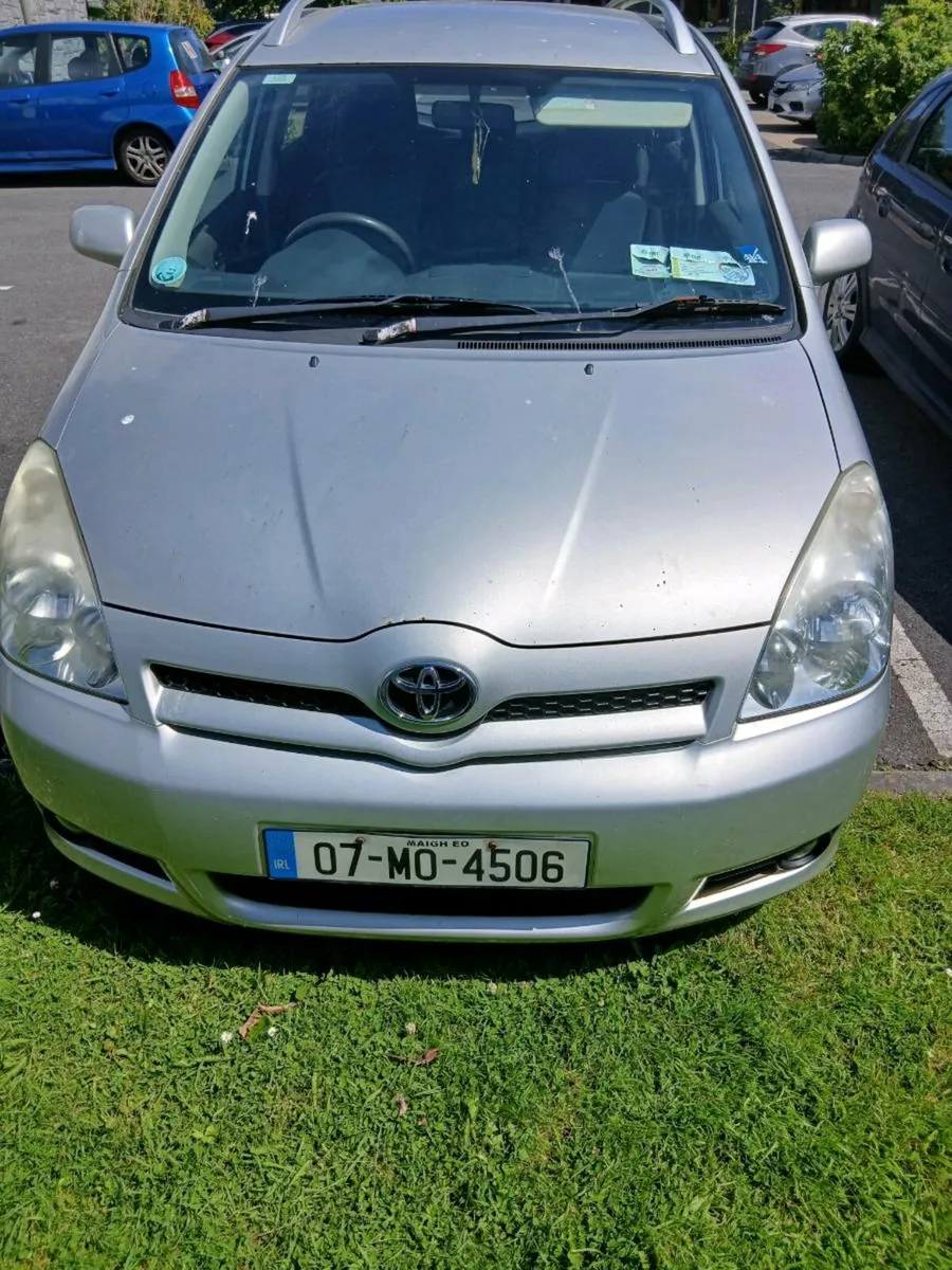 Toyota corolla verso - Image 1