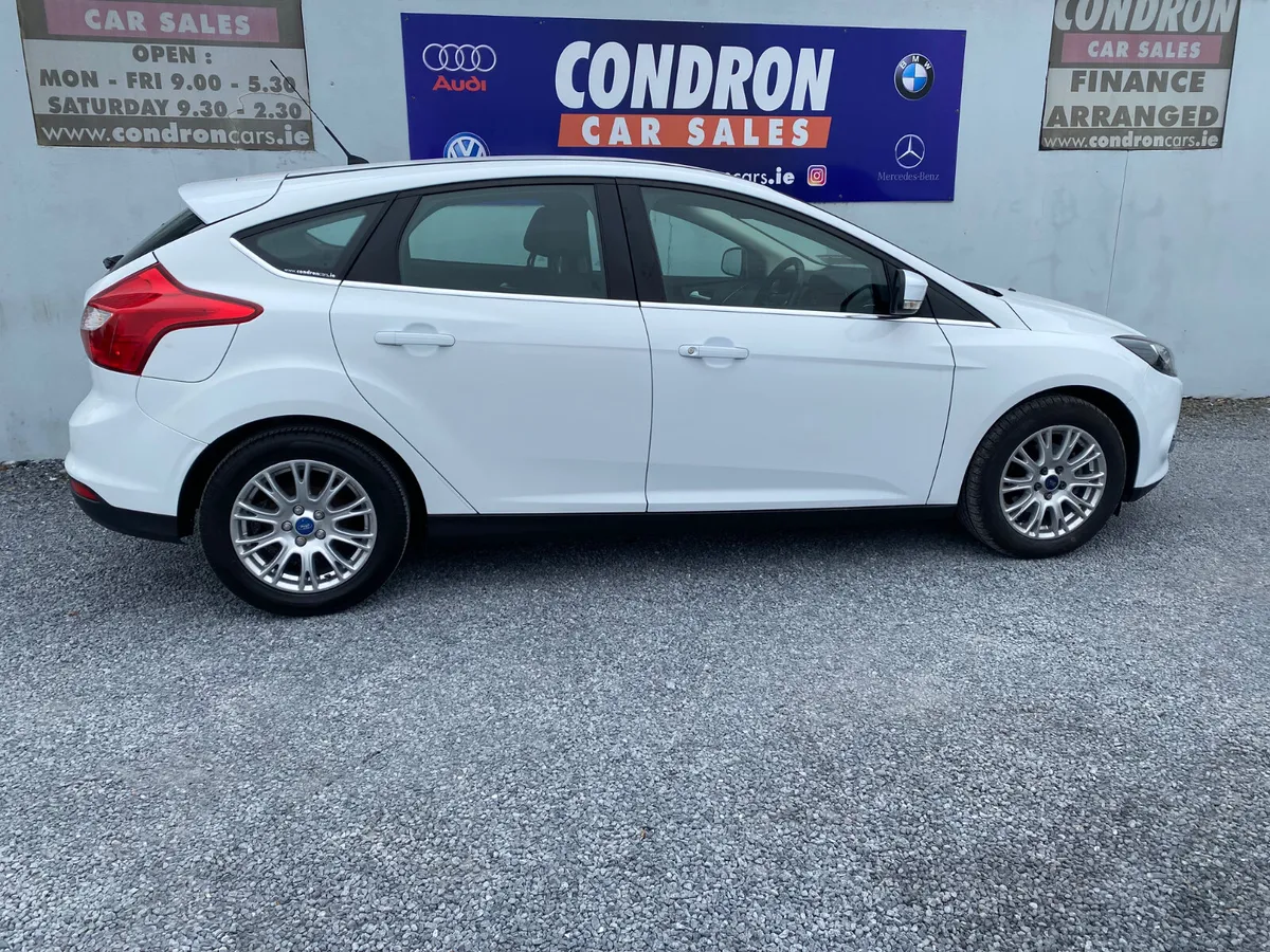 2012 FORD FOCUS 1.6TDCI 115BHP TITANIUM - Image 4