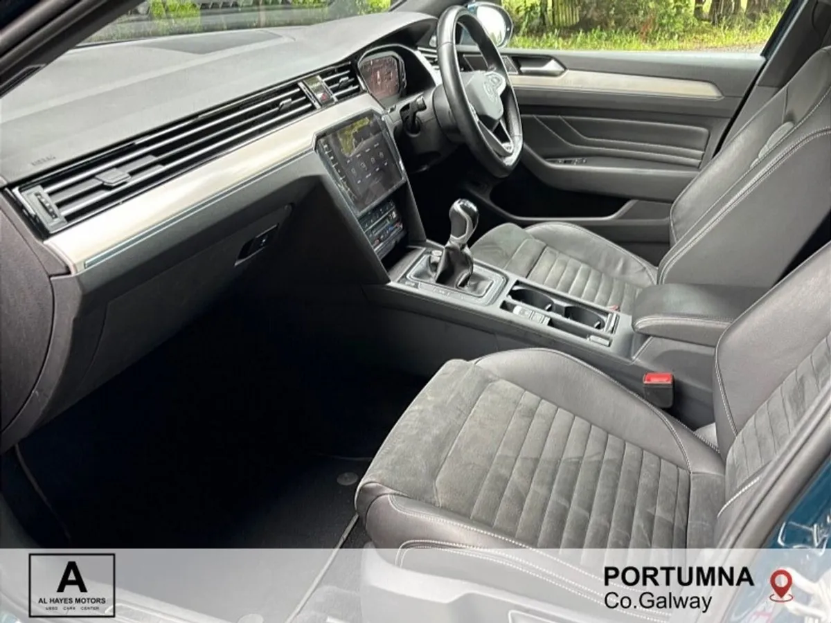 Volkswagen Passat Elegance 2.0 TDI 150HP - Image 4