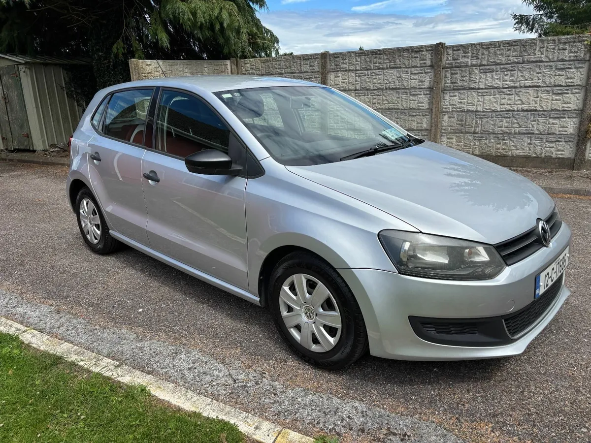 Low mileage Volkswagen Polo 2012 1.2 petrol - Image 4