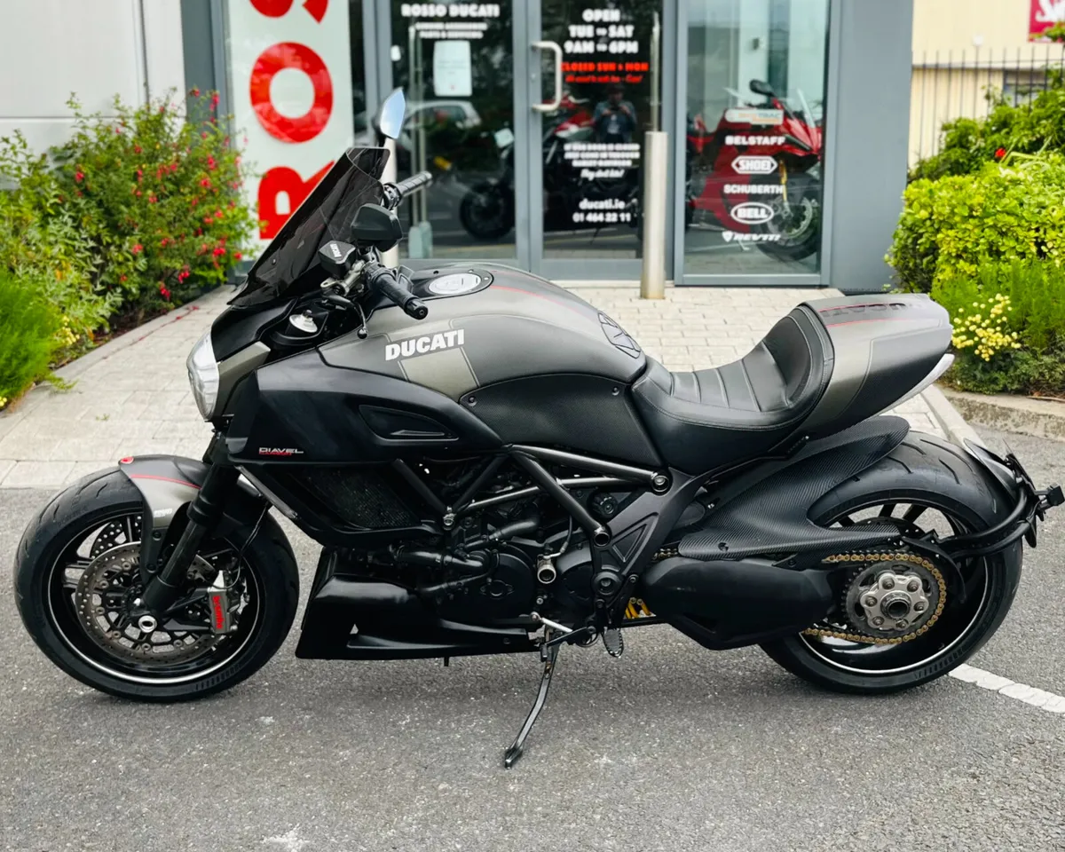 DUCATI DIAVEL CARBON + EXTRAS - Image 4