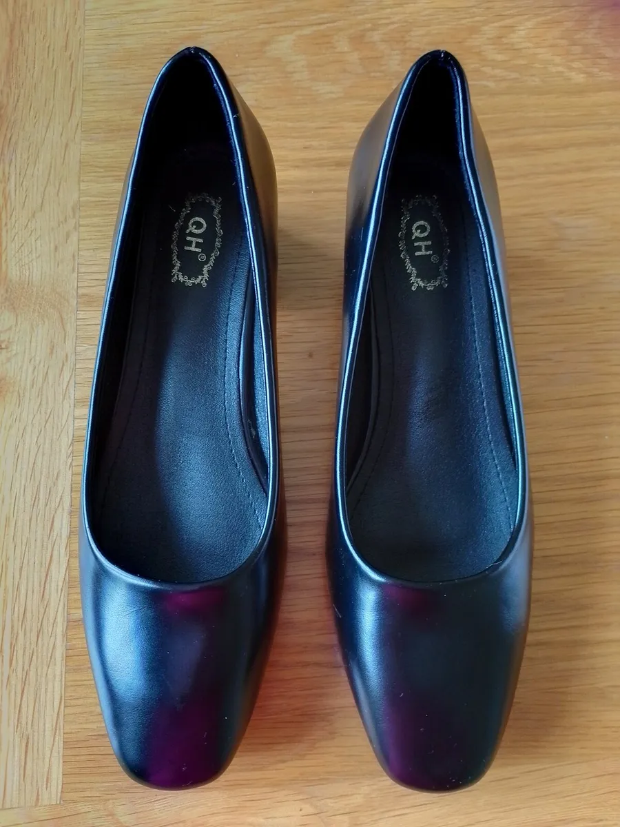 Ladies shoes - Image 1