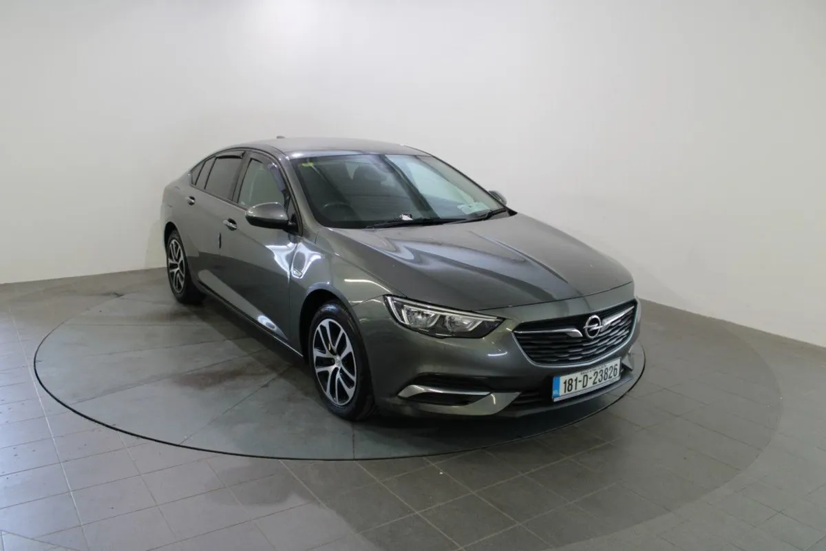 Opel Insignia 1.6 (110ps) Turbo D Ecotec SC - Image 1