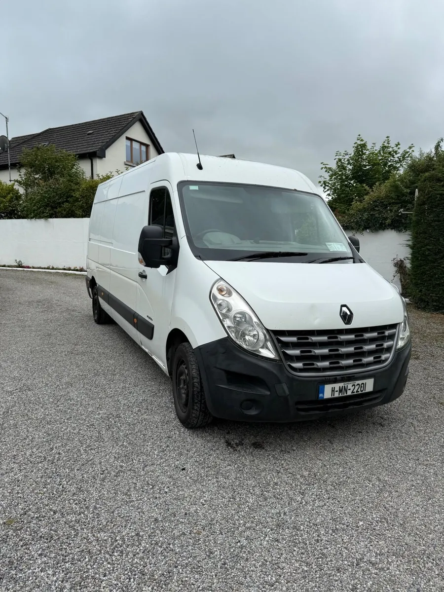 Renault Master 2011 - Image 1
