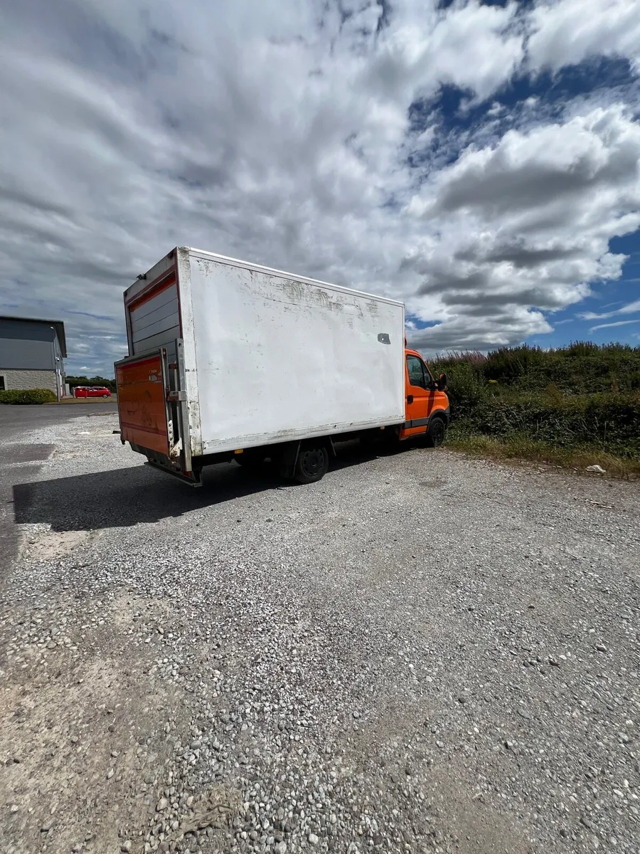 Iveco Daily Box Van - Image 3
