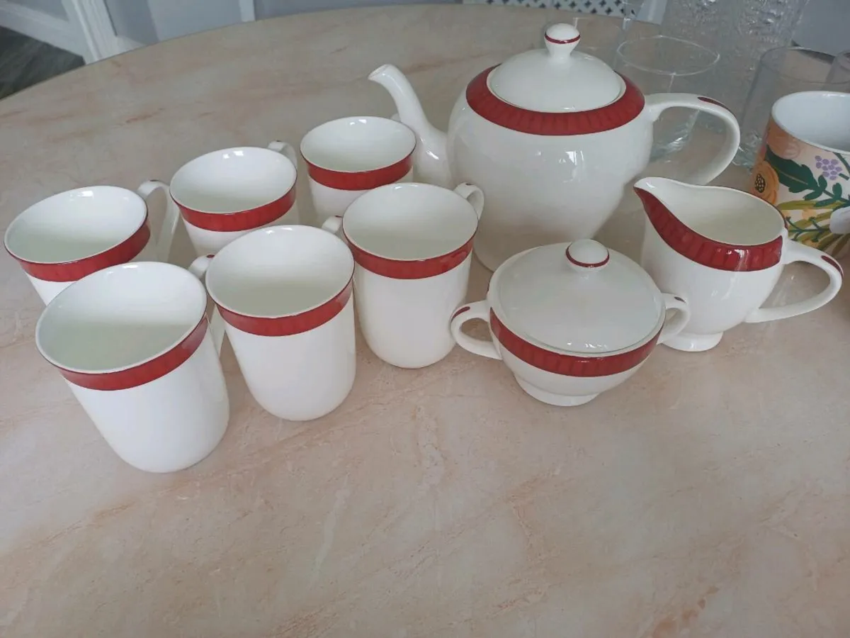 Aynsley Tea Set - Image 1