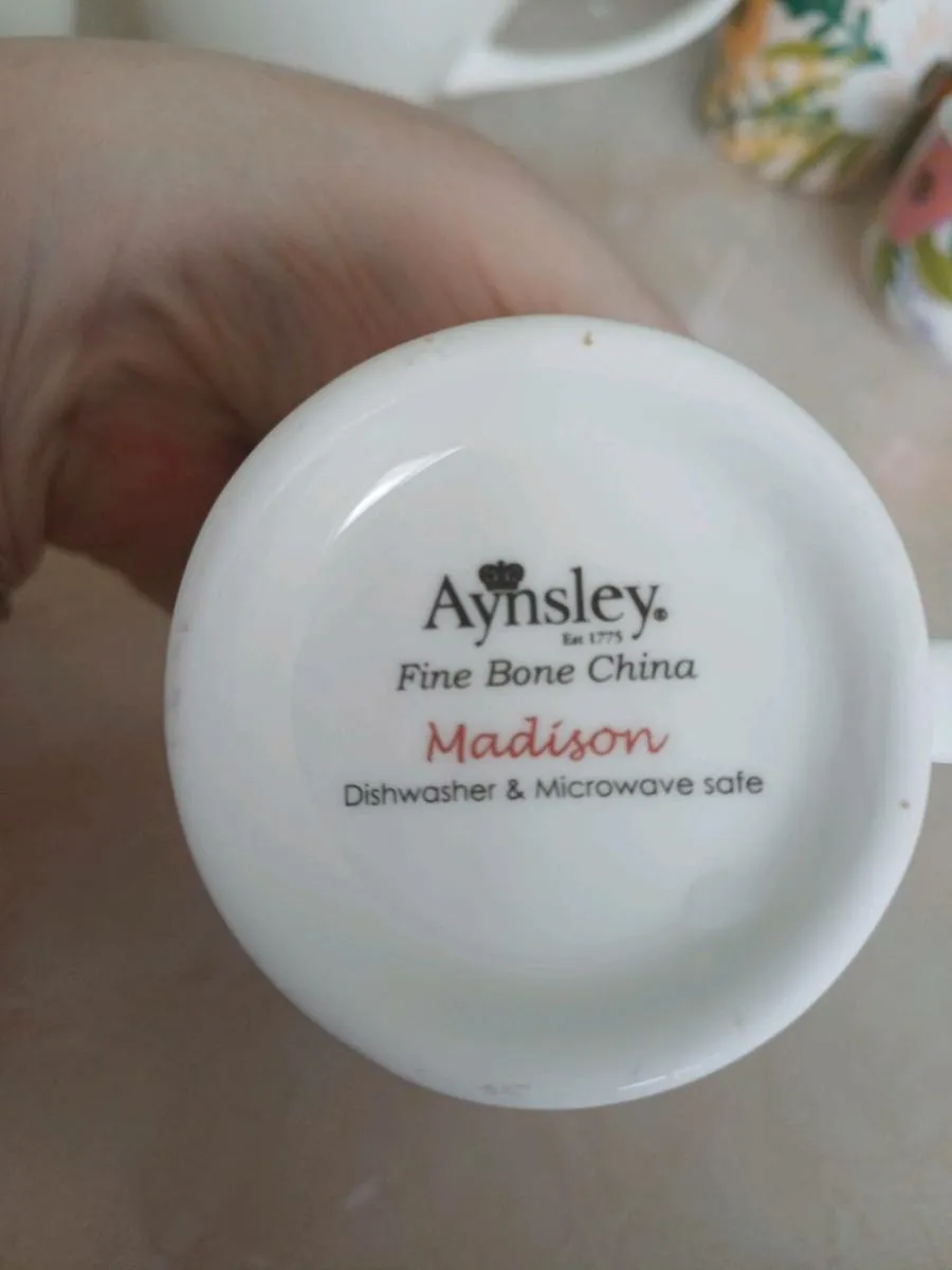 Aynsley Tea Set - Image 3