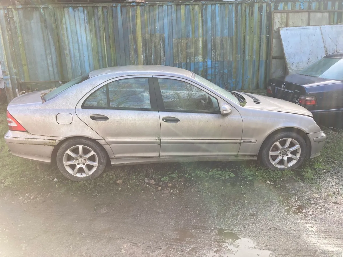 Mercedes C class - Image 2