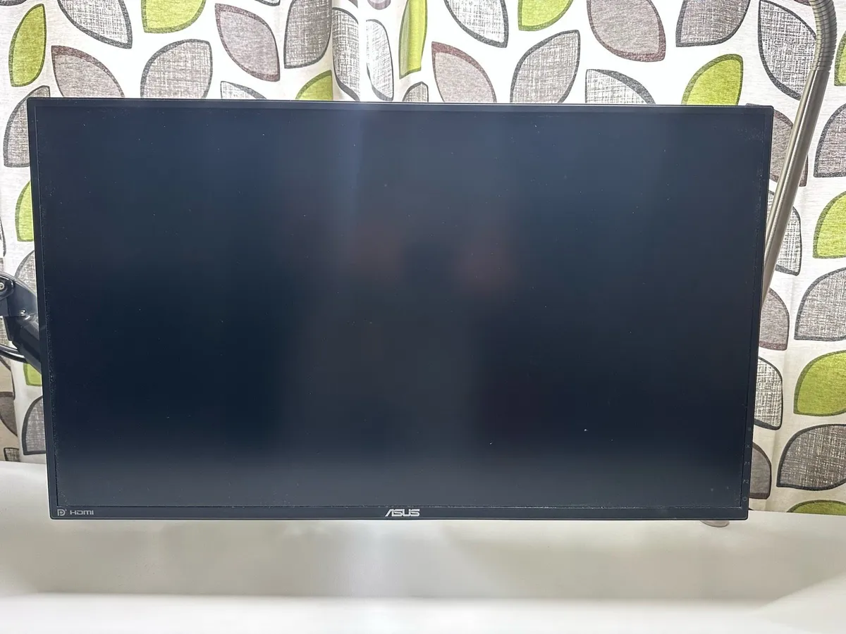 Asus 280hz monitor (VG279QM) - Image 1