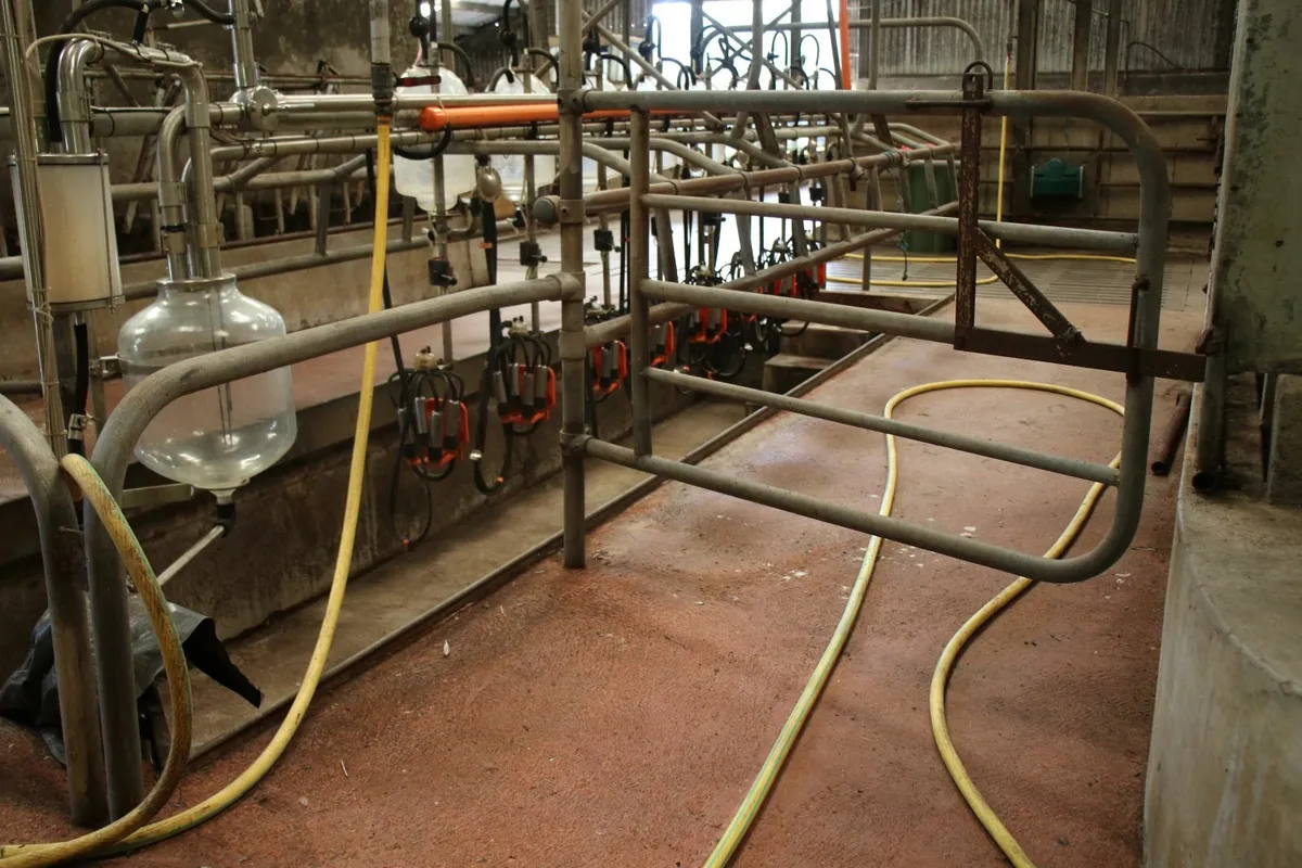 Milking Unit - Image 1