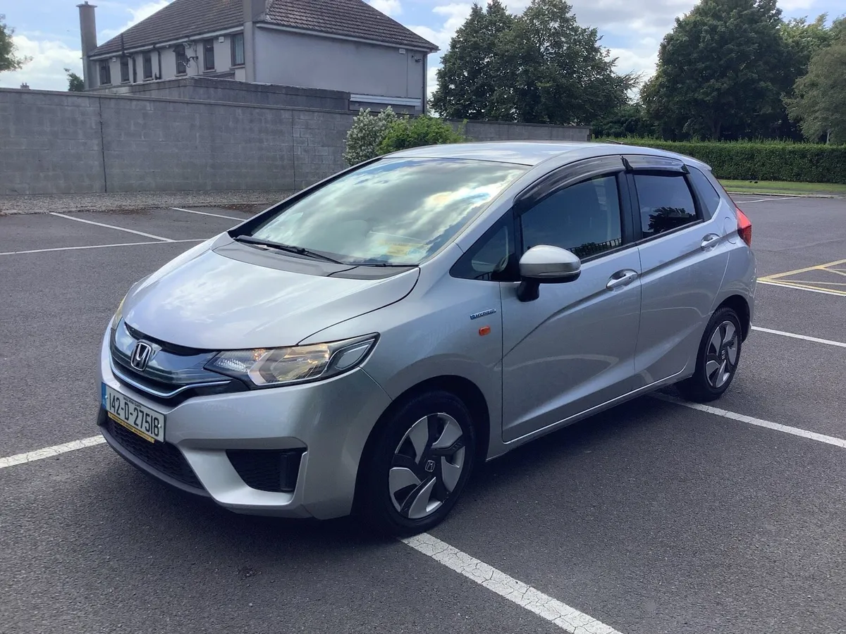 HONDA FIT GP5 ‘ PETROL/ HYBRID ‘ NCT’d, MINT CON - Image 3