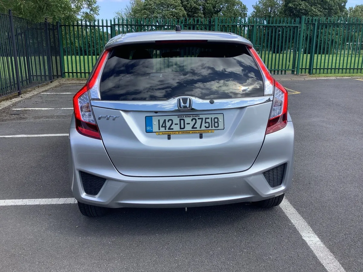 HONDA FIT GP5 ‘ PETROL/ HYBRID ‘ NCT’d, MINT CON - Image 4