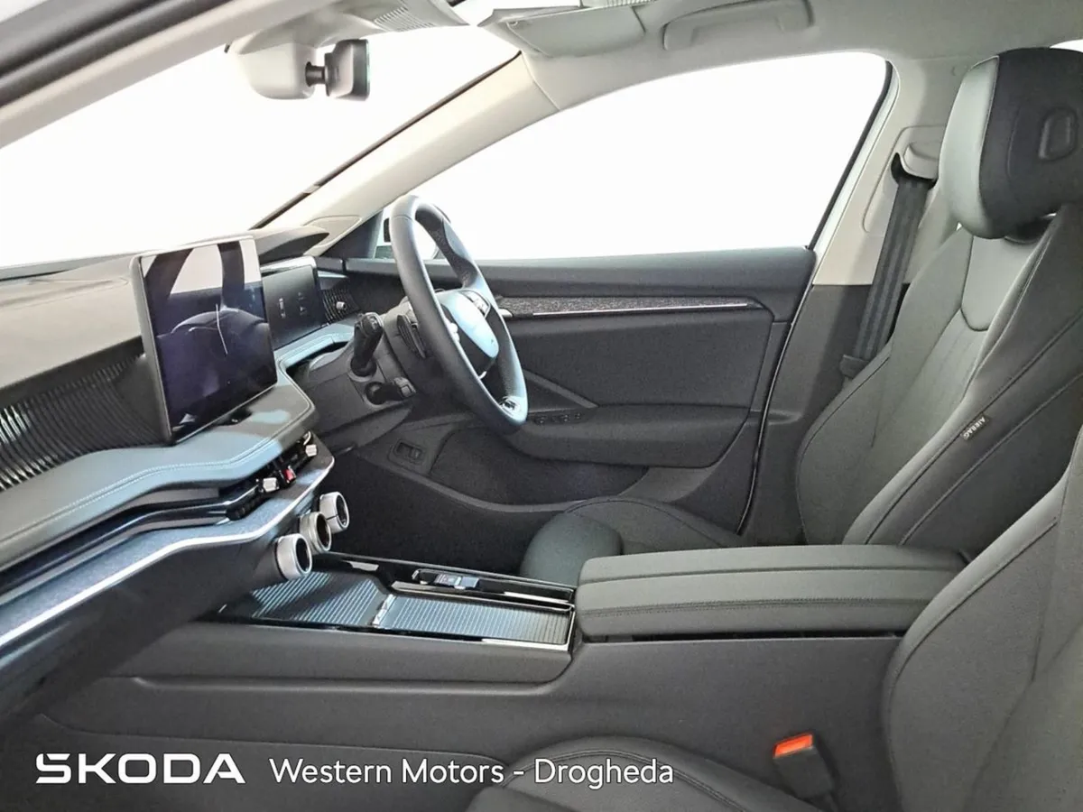 Skoda Superb Selection  2.0tdi 150HP DSG - Image 4