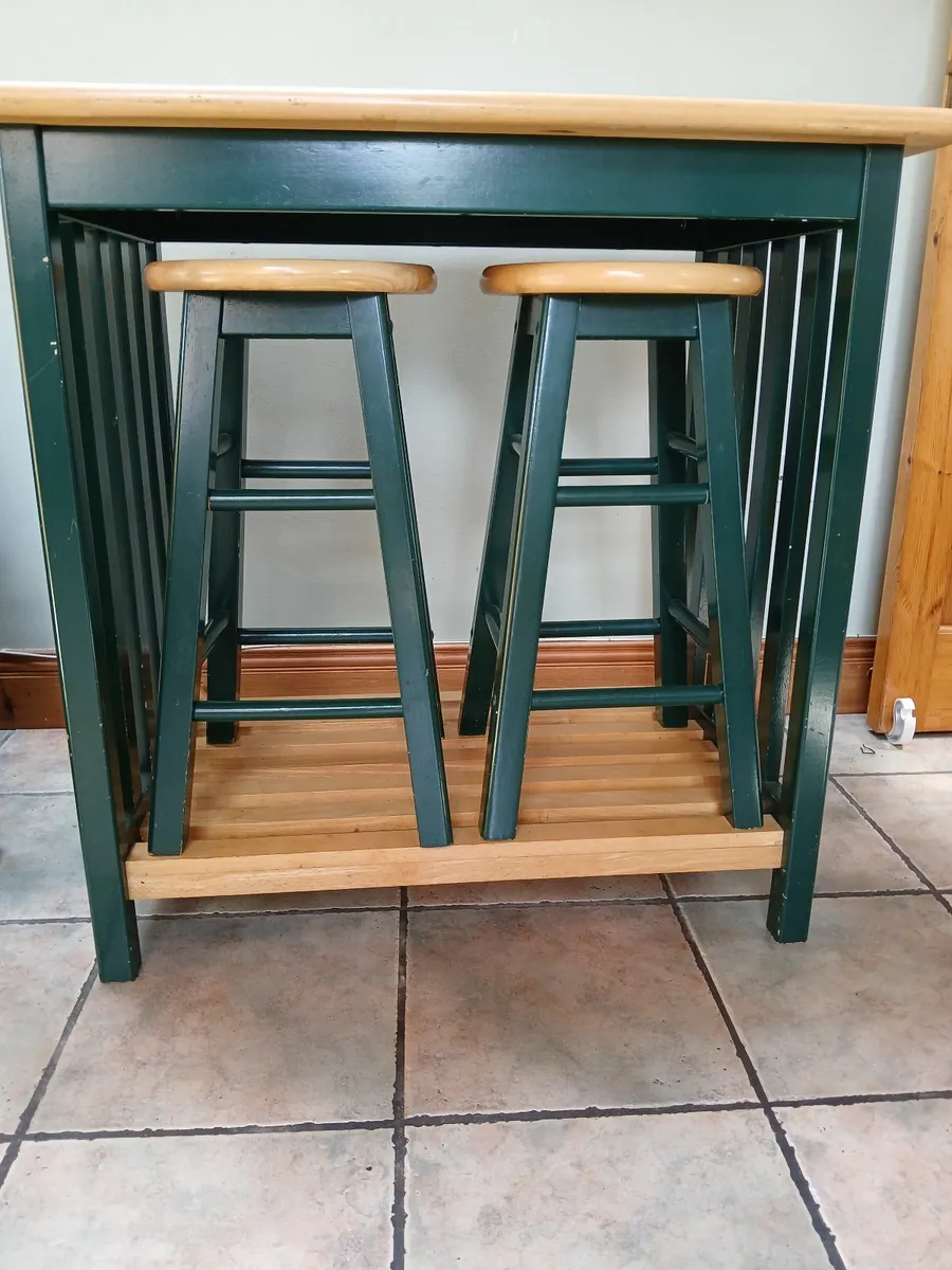 Bistro Table and 2 stools - Image 2