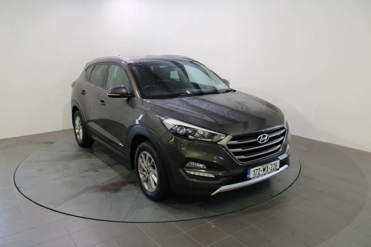 Hyundai Tucson 1.7 D Executive 2WD - Image 1