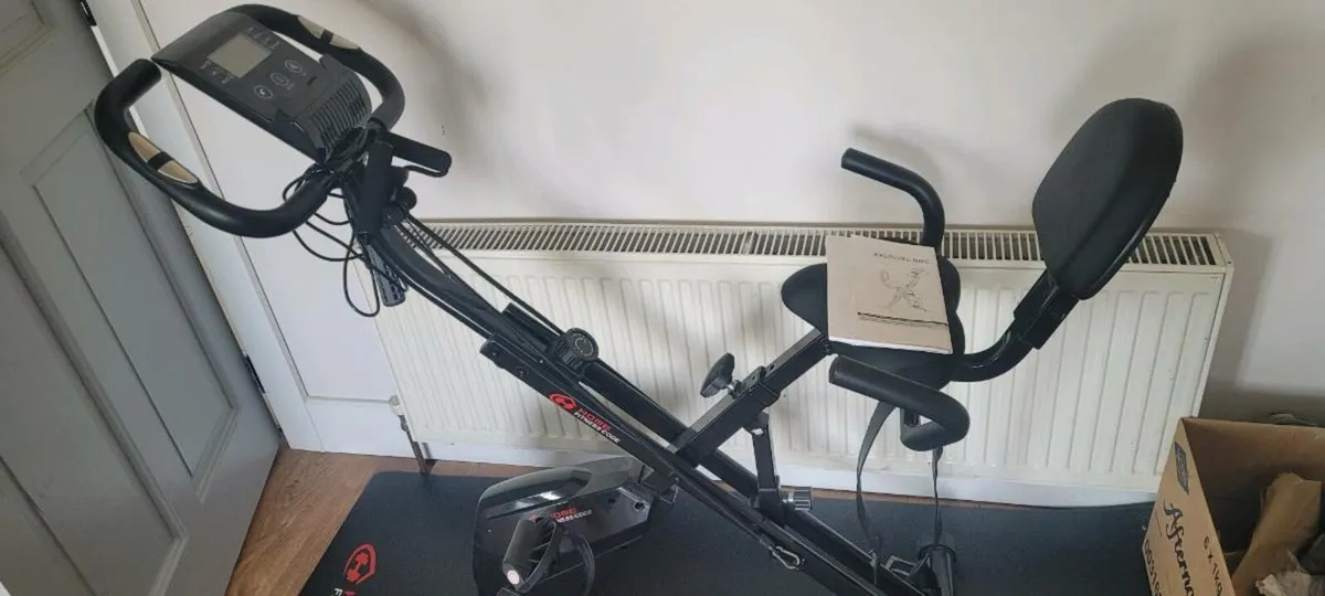 Exercise bike - Image 1