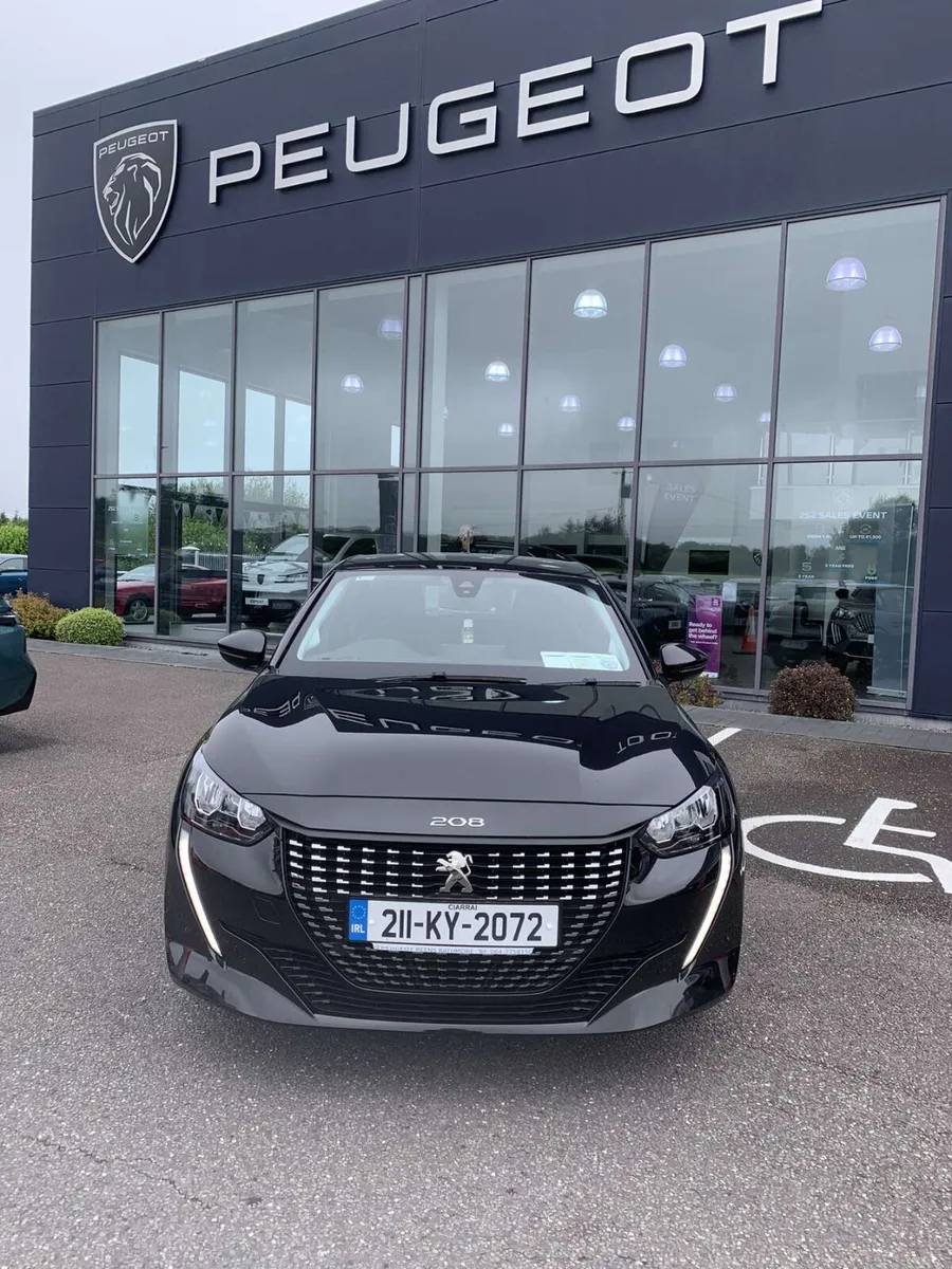 Peugeot 208 2021 - Image 2