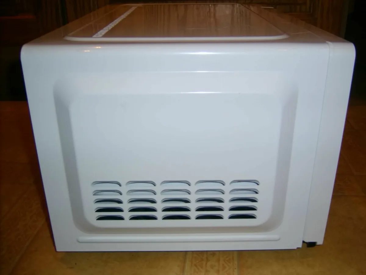 Tolbec Microwave - Image 3