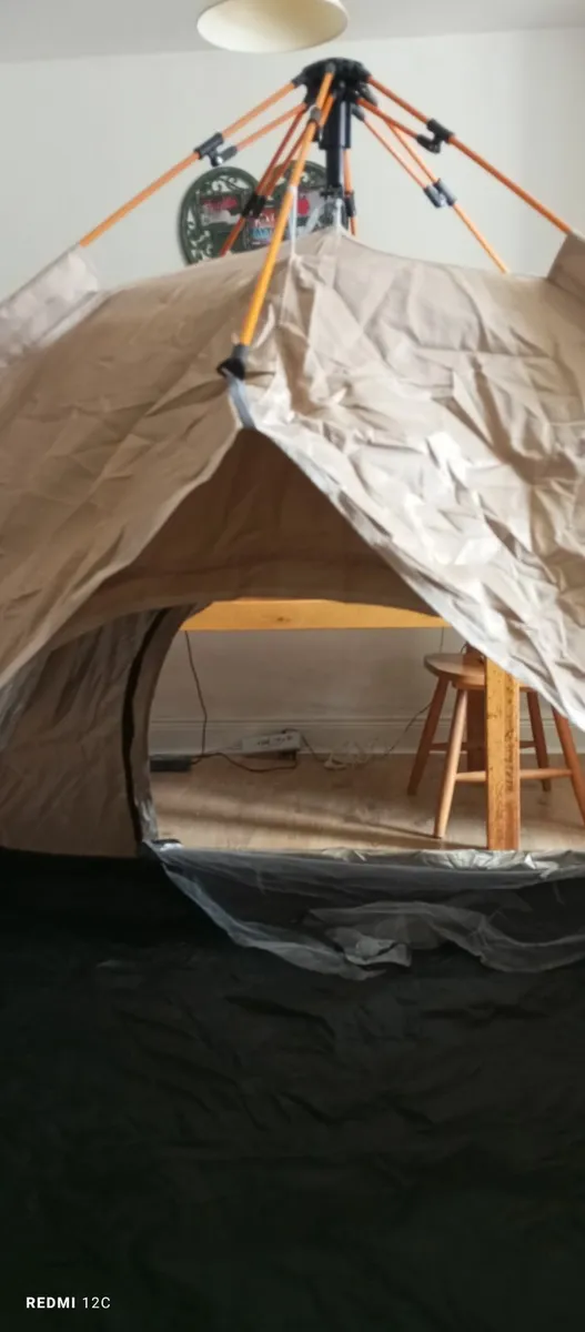 family Tent - Image 4