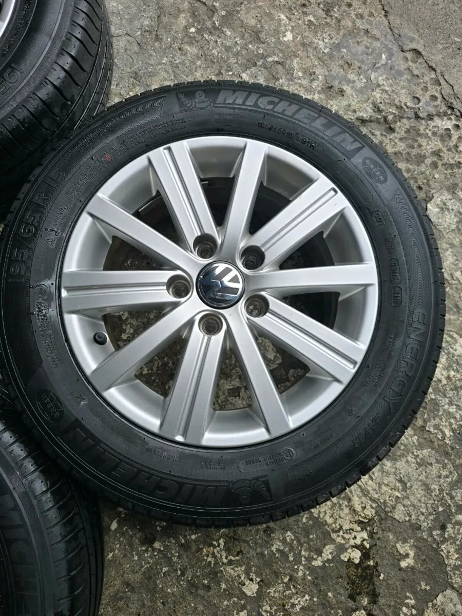 I Am Selling Alloy Wheels Volkswagen 195 /65/15 - Image 4