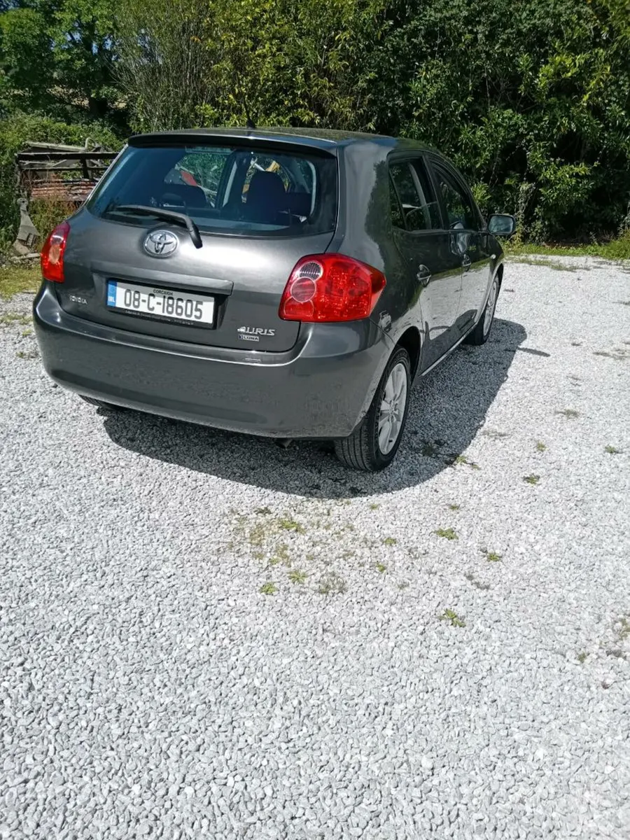Toyota auris - Image 1