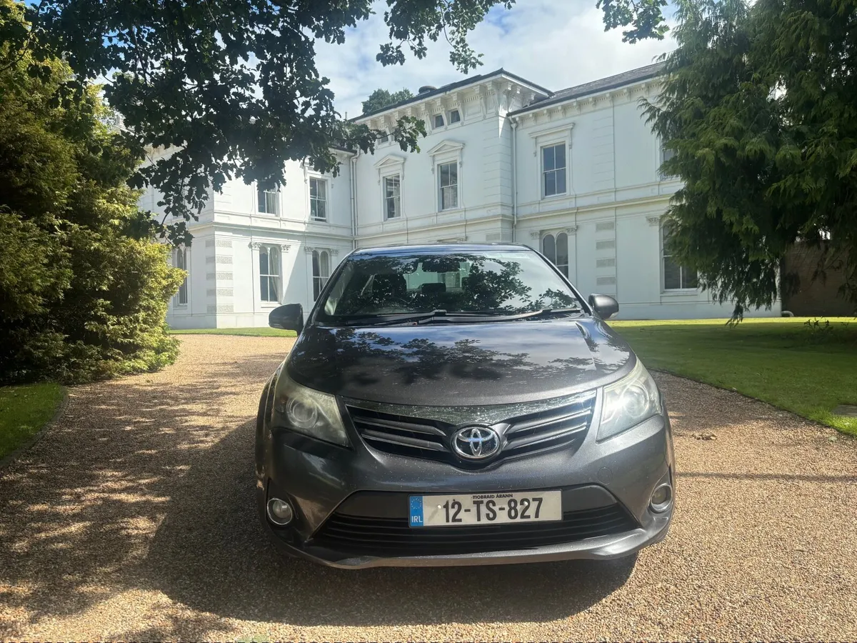 2012 Toyota Avensis 2.0 D4d 126 bhp high spec - Image 2