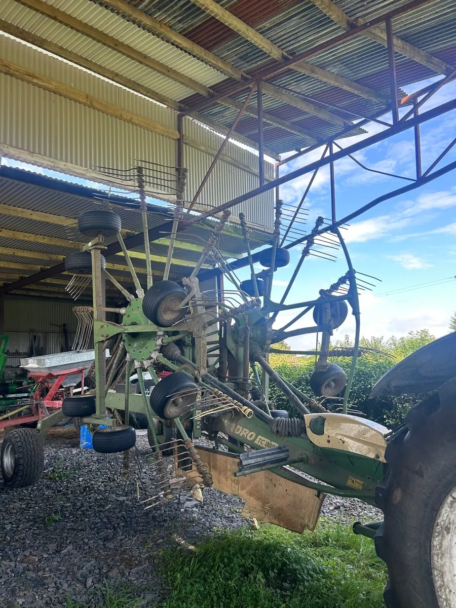 Krone 880 rake - Image 1