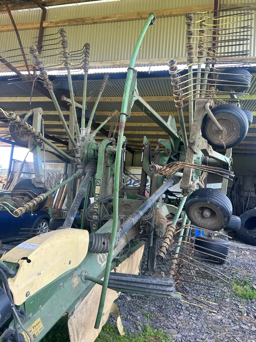 Krone 880 rake - Image 2