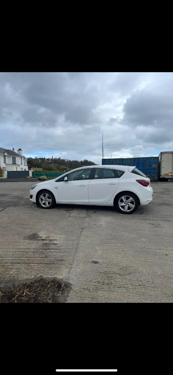 Vauxhall Astra 2015 - Image 3