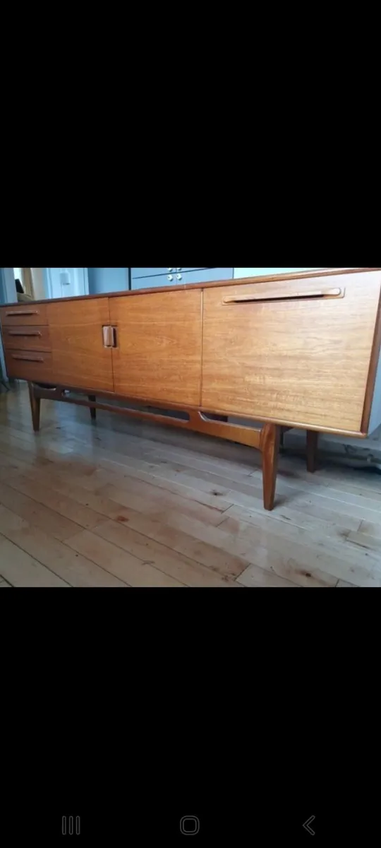 mid century teak sideboard val rossi beithcraft - Image 1